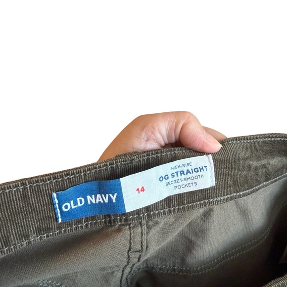 BNWOT Old Navy OG High Waisted Corduroy Straight Pants in Olive - Picture 4 of 8